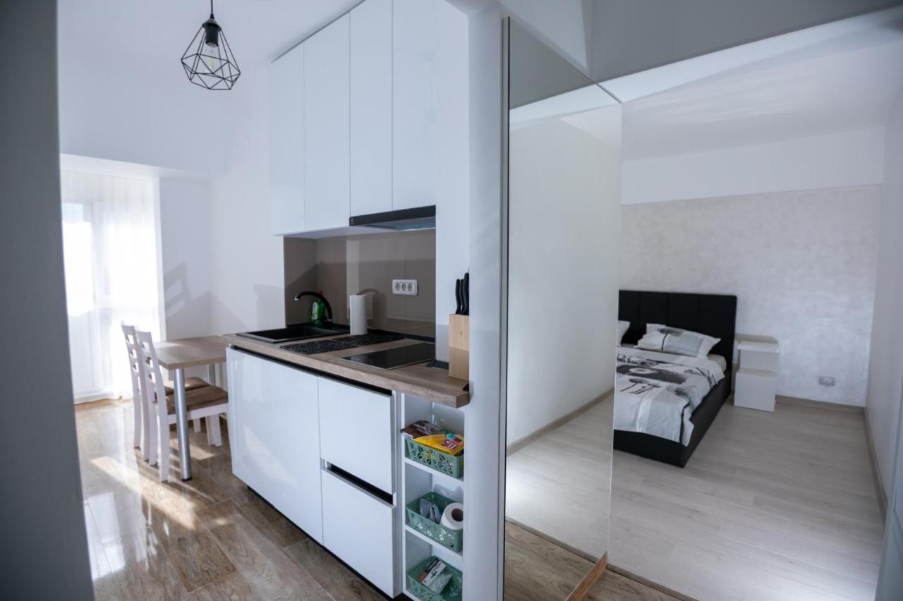 Apartament Central Targu Jiu Exterior photo